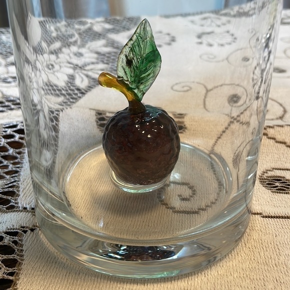 🌟Host Pick🌟 RARE Vintage Mid-Century Hand Blown Glass Wine Decanter - Picture 3 of 7